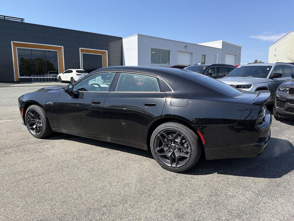 New 2026 Dodge Charger R/T PLUS 4-DOOR AWD Sedan