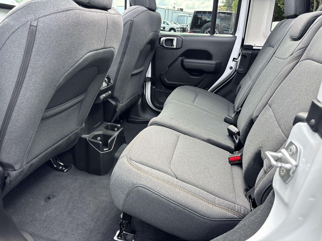 New 2027 Jeep Wrangler 4-DOOR SPORT S Sport Utility