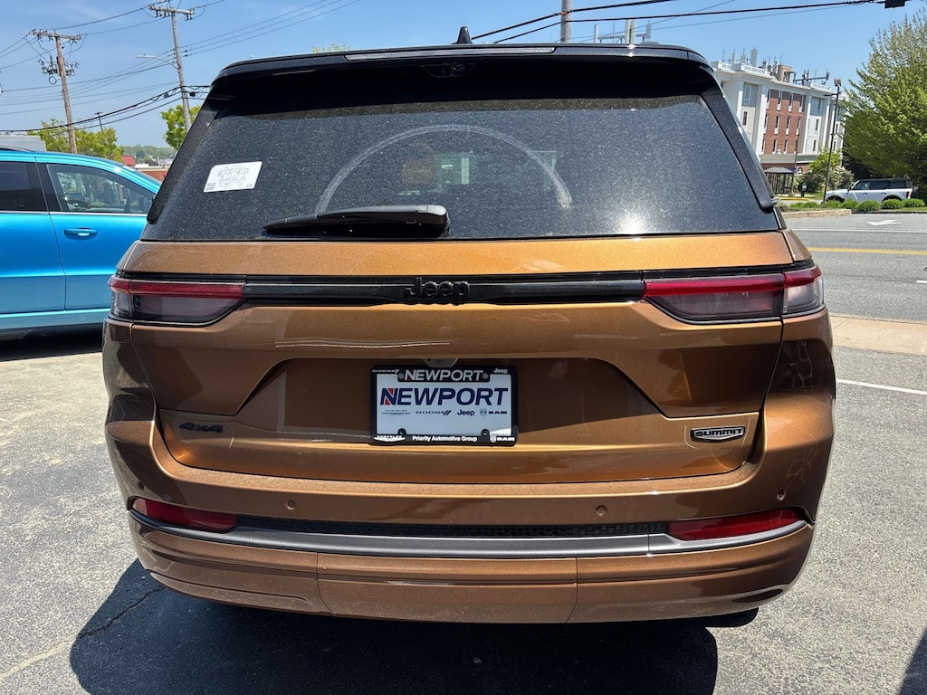 New 2026 Jeep Grand Cherokee SUMMIT 4X4 Sport Utility