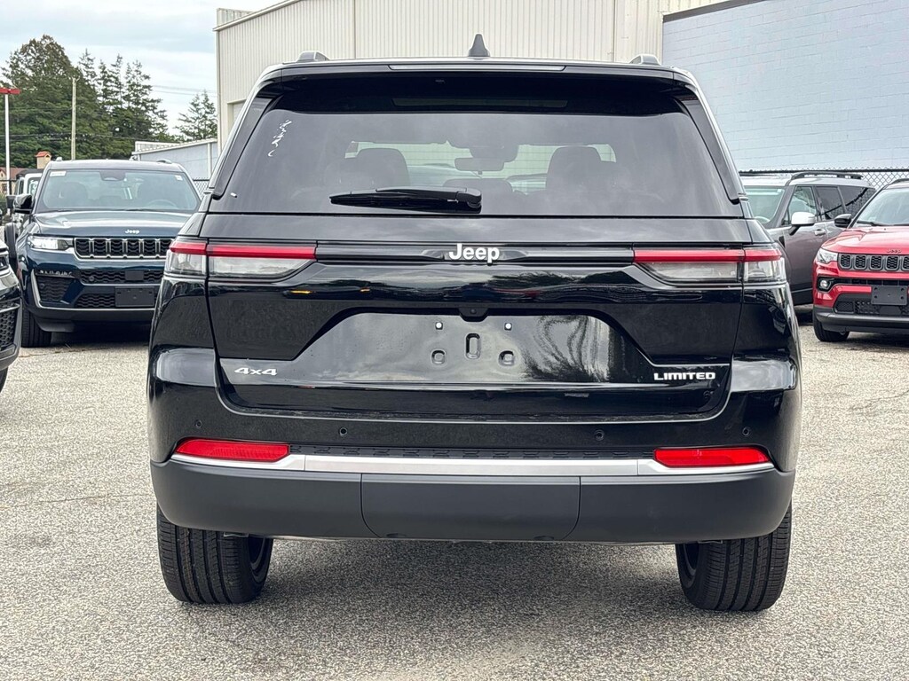 New 2027 Jeep Grand Cherokee LIMITED 4X4 Sport Utility