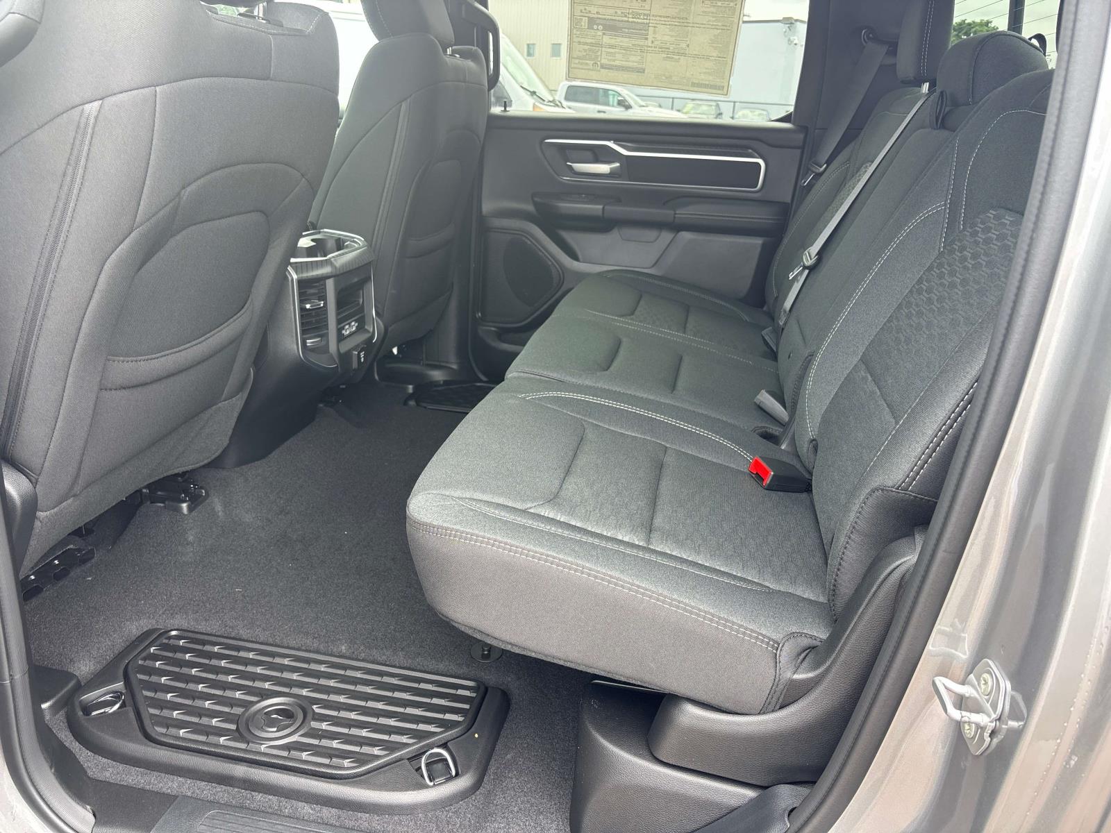 2025 RAM 1500 Big Horn/Lone Star - Photo 6