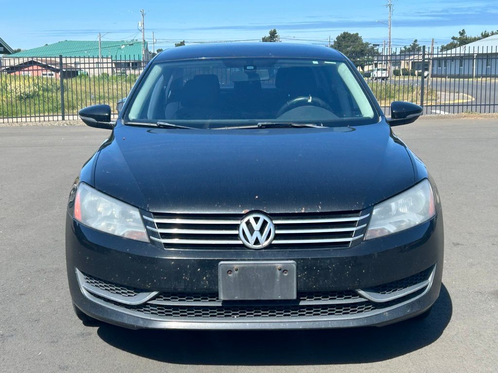 Used 2012 Volkswagen Passat 2.5L S w/PZEV Sedan