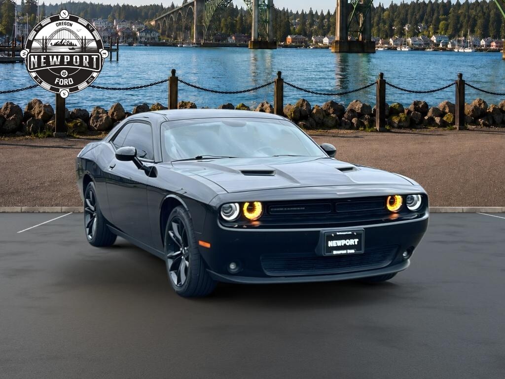 Certified 2018 Dodge Challenger SXT Coupe