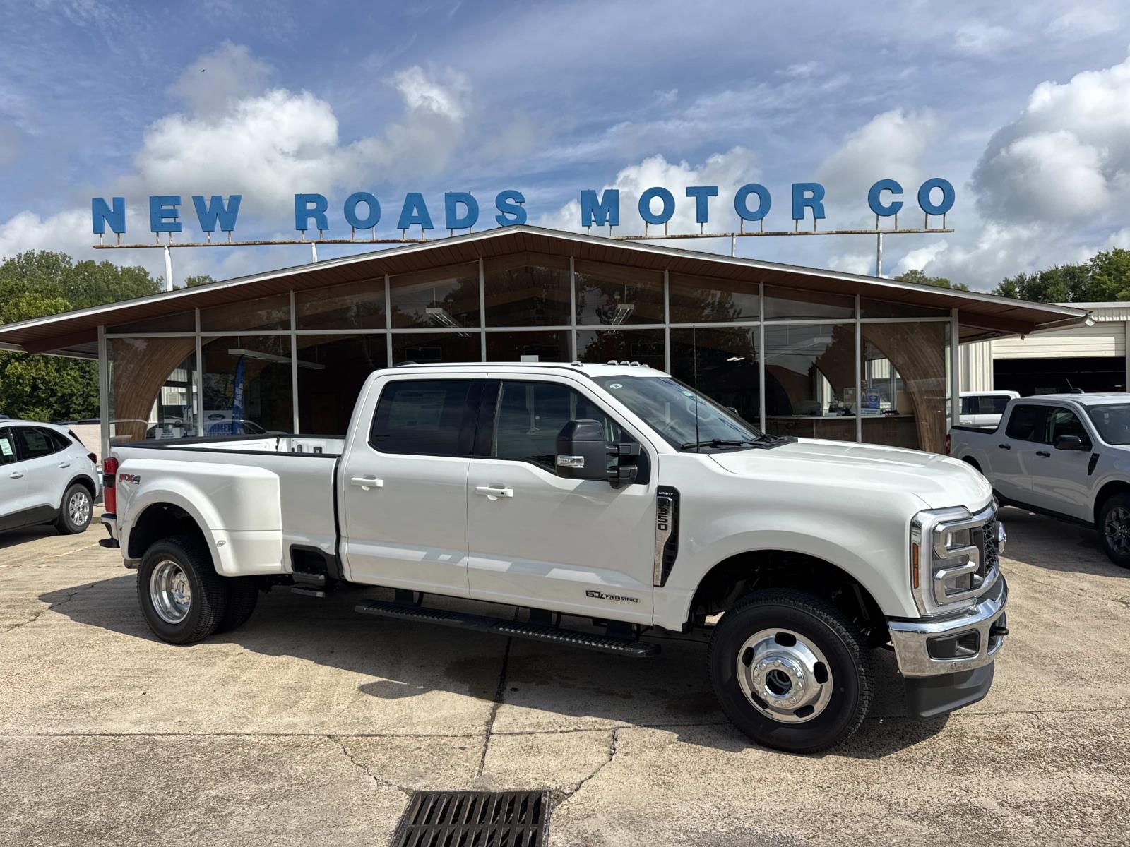 2026 Ford F-350 Super Duty Lariat
