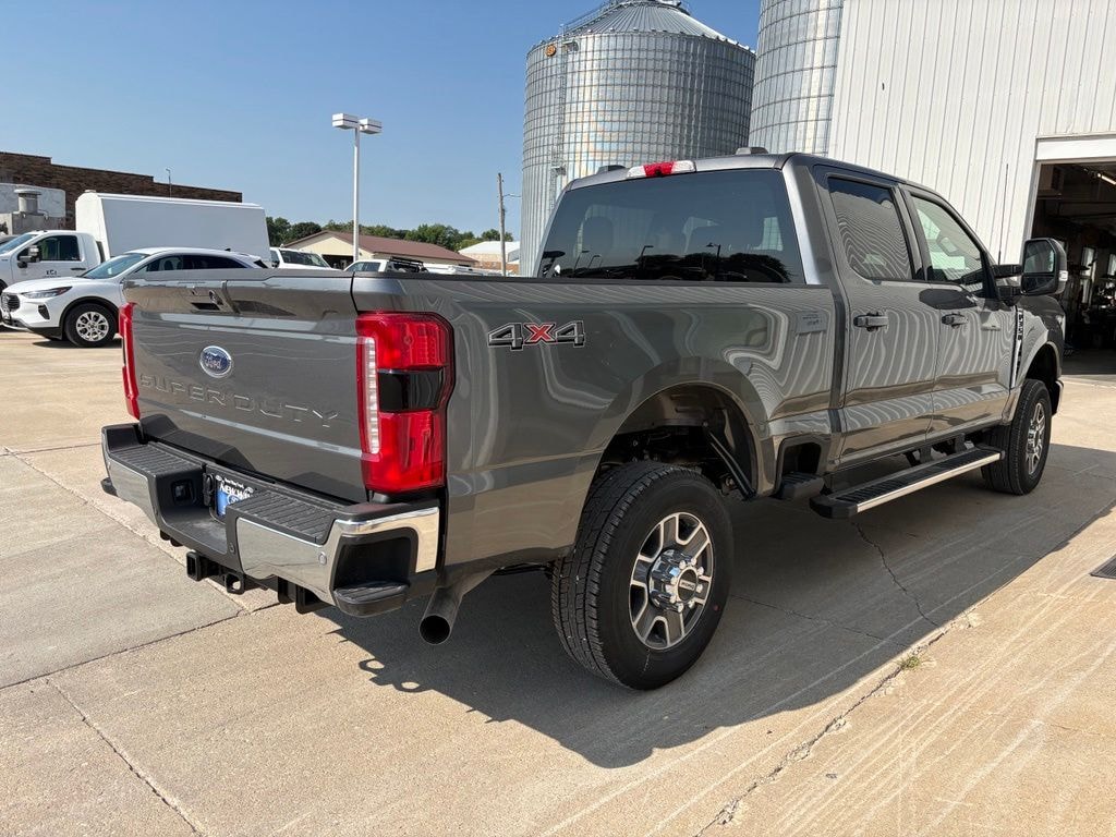 New 2026 Ford F-350SD Lariat Truck