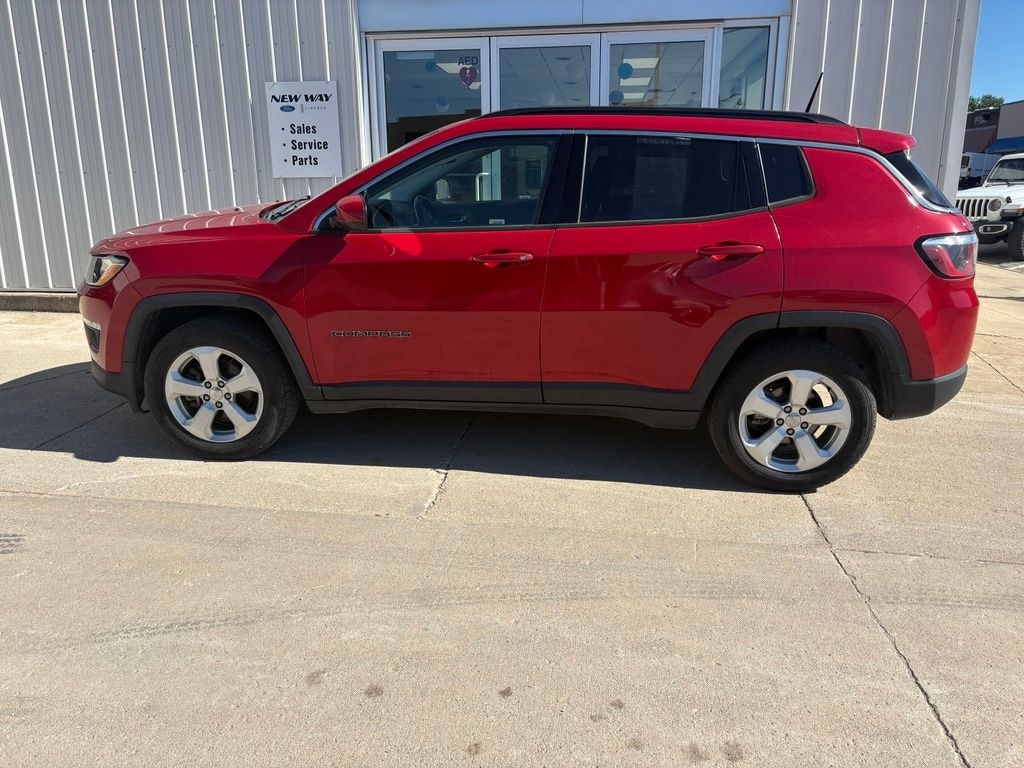 Used 2018 Jeep Compass Latitude SUV