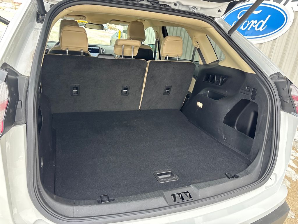 2024 Ford Edge SEL - Photo 28