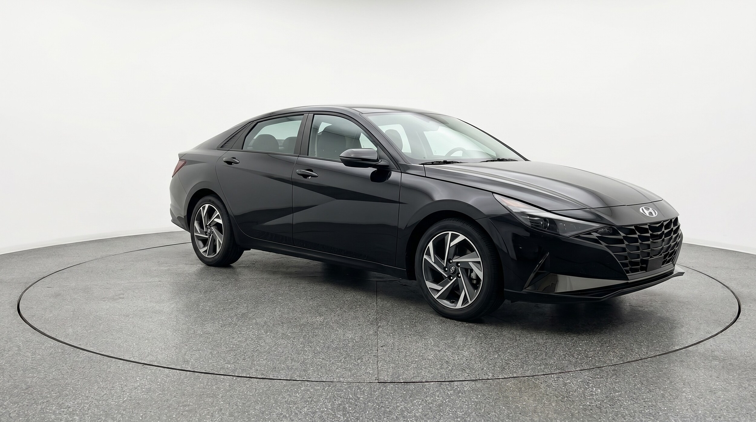 Thumbnail: 2025 Hyundai Elantra - 1