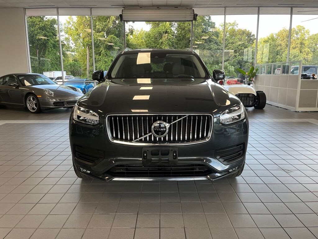 Used 2021 Volvo XC90 T6 Momentum SUV