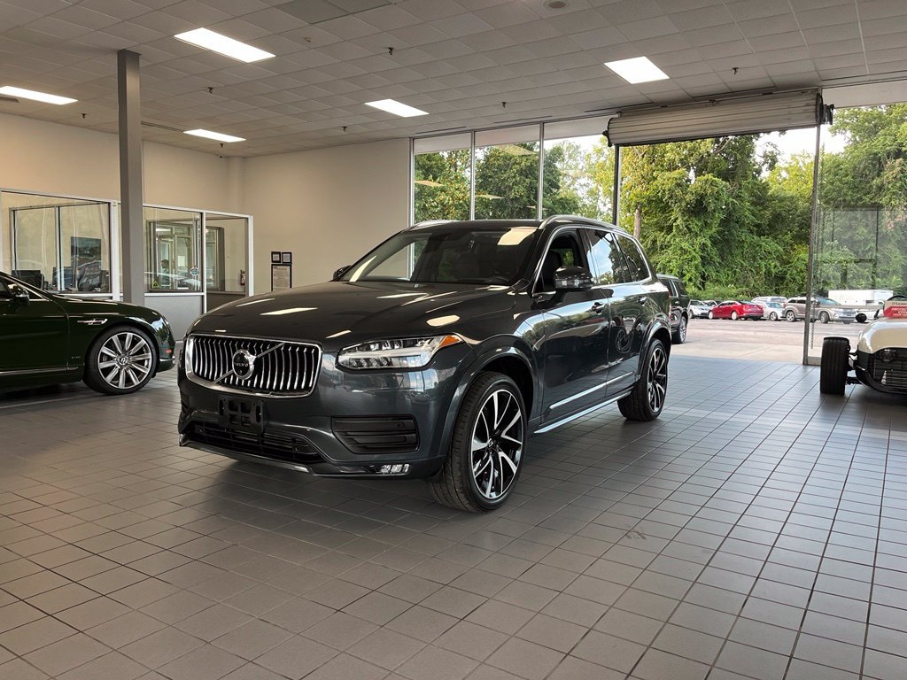 Used 2021 Volvo XC90 T6 Momentum SUV
