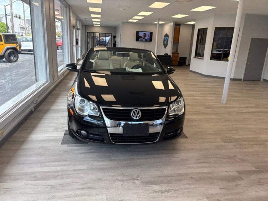 Used 2011 Volkswagen Eos Komfort Edition Convertible
