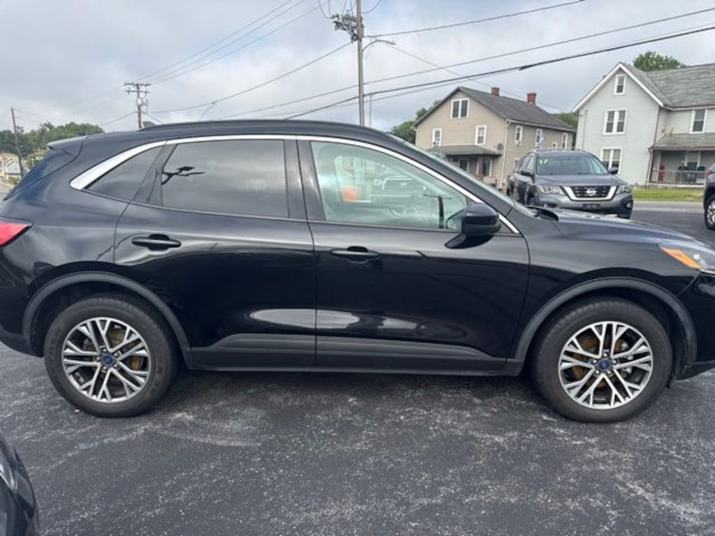 Used 2021 Ford Escape SEL SUV