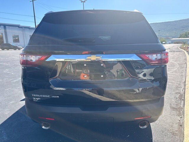 Used 2018 Chevrolet Traverse LS SUV