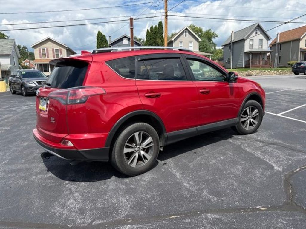 Used 2017 Toyota RAV4 XLE SUV