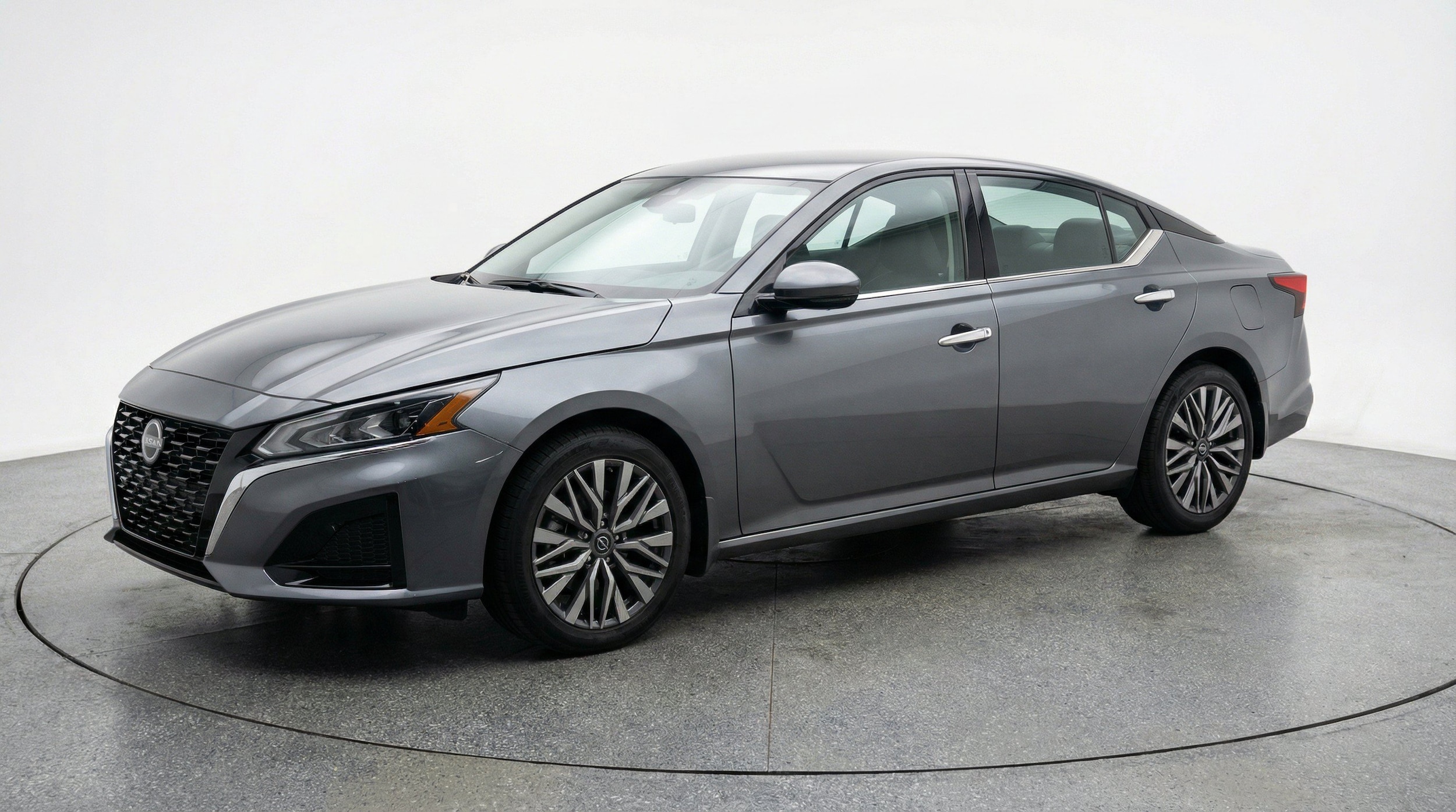 Thumbnail: 2025 Nissan Altima - 3