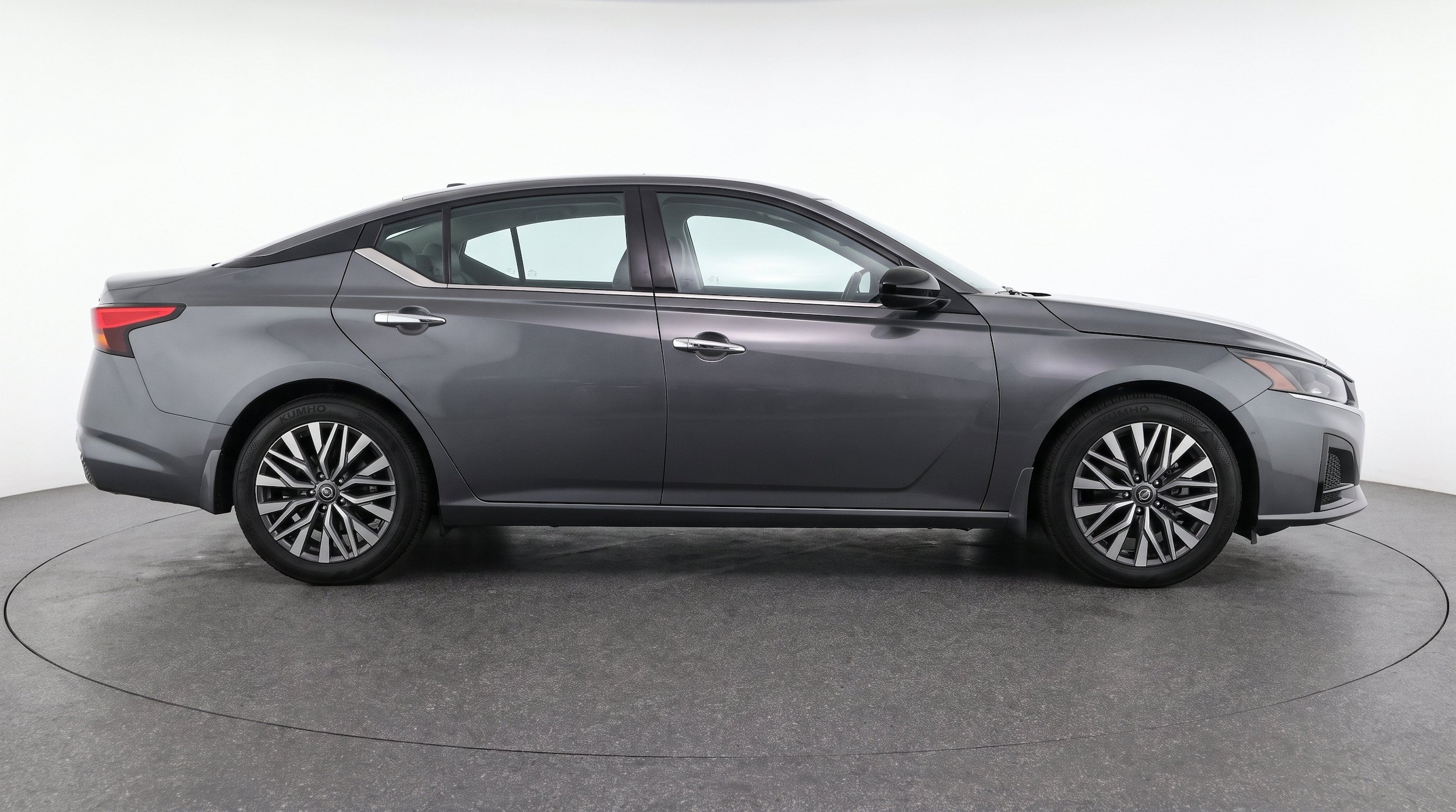 Thumbnail: 2025 Nissan Altima - 10