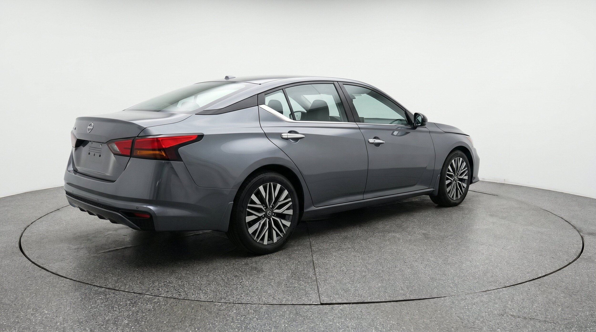 Thumbnail: 2025 Nissan Altima - 9