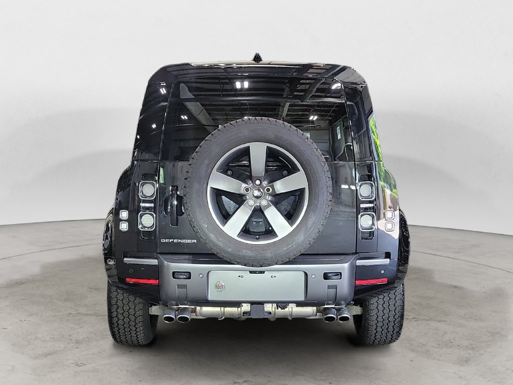 Used 2024 Land Rover Defender 110 V8 SUV