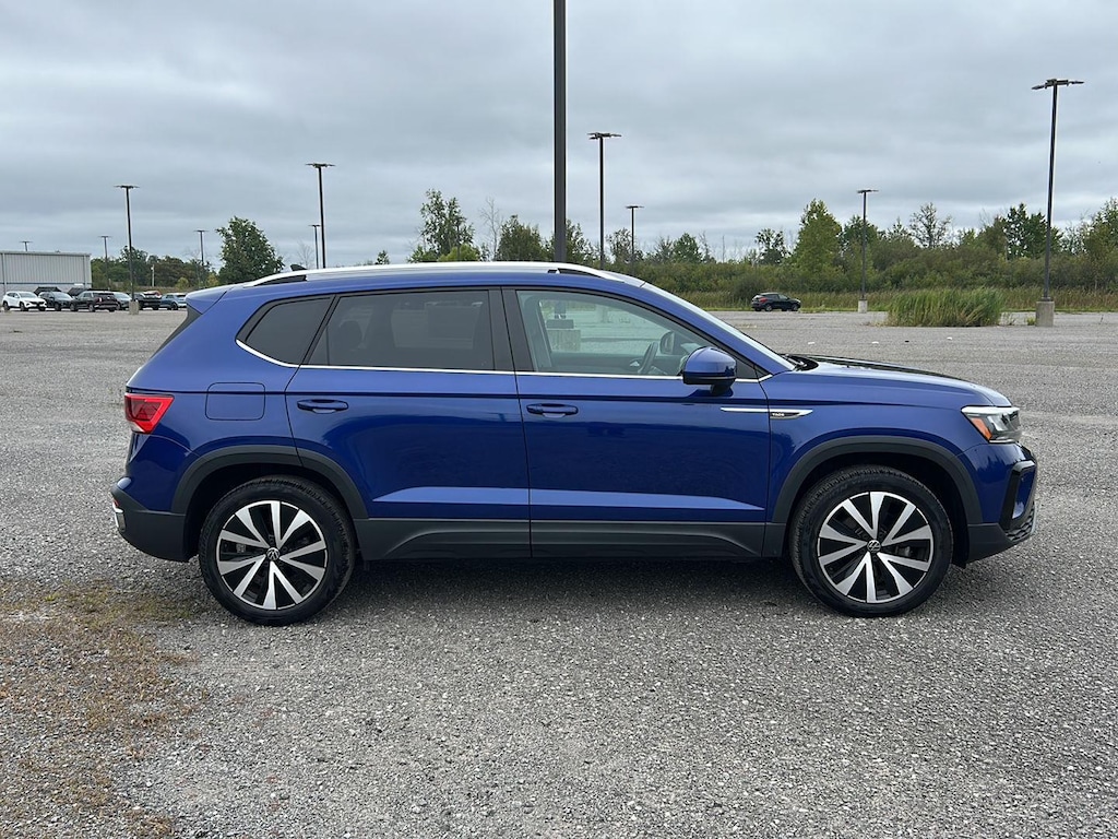 Used 2022 Volkswagen Taos SE SUV