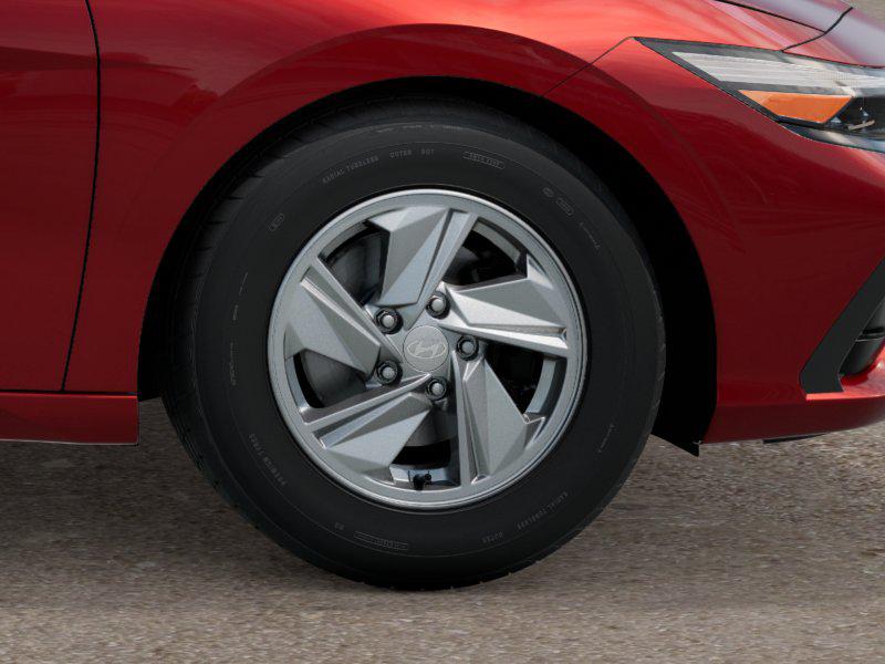 2025 Hyundai Elantra SE - Photo 8
