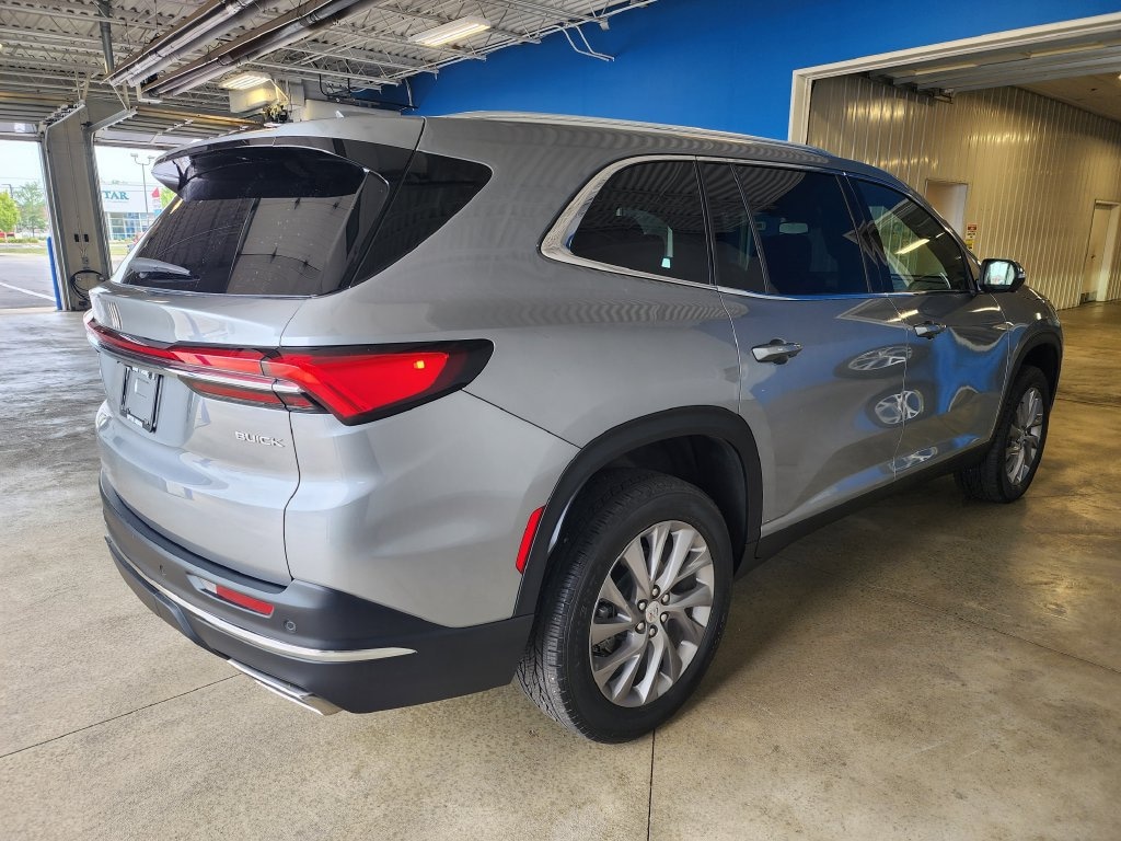 Used 2026 Buick Enclave Preferred SUV