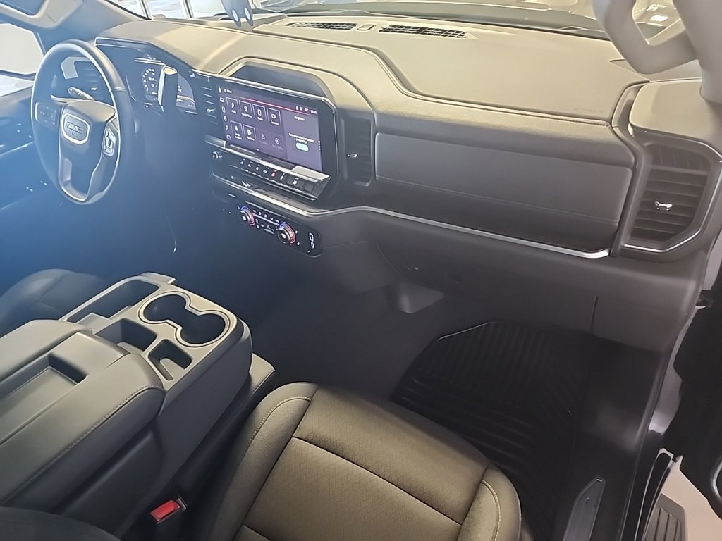 2025 GMC Sierra 1500 SLE - Photo 13