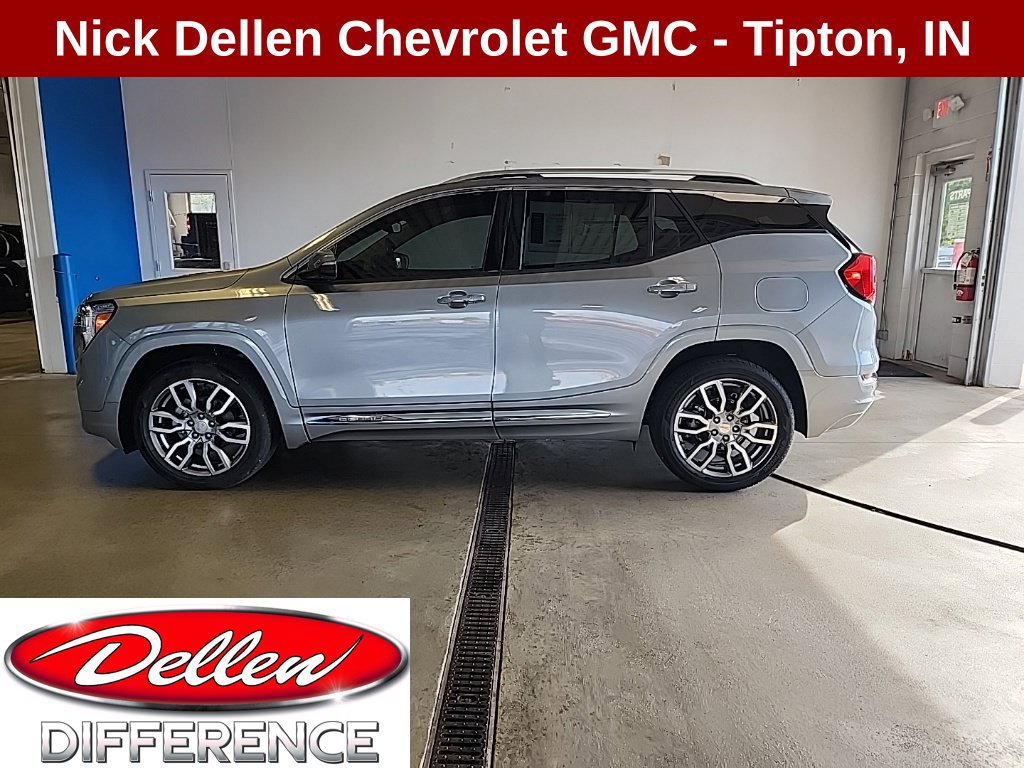 Used 2024 GMC Terrain Denali SUV