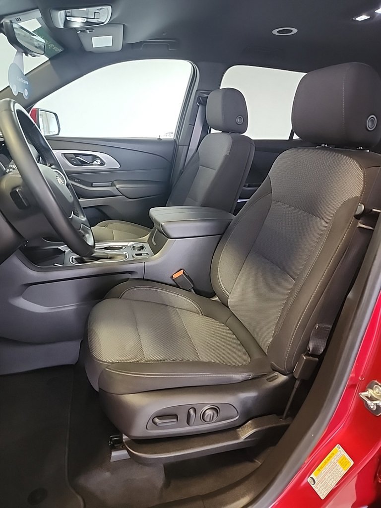 2023 Chevrolet Traverse 1LT - Photo 10
