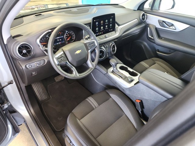2025 Chevrolet Blazer 2LT - Photo 9
