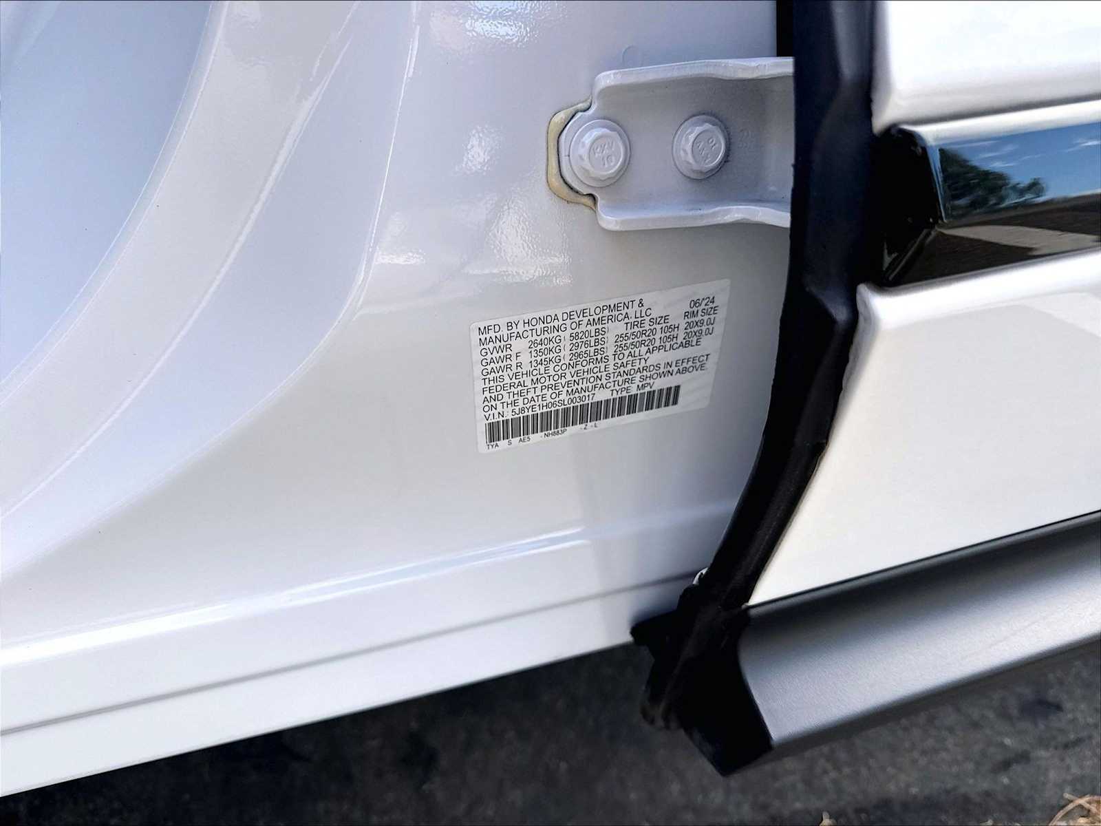 2025 Acura MDX A-Spec Package - Photo 32