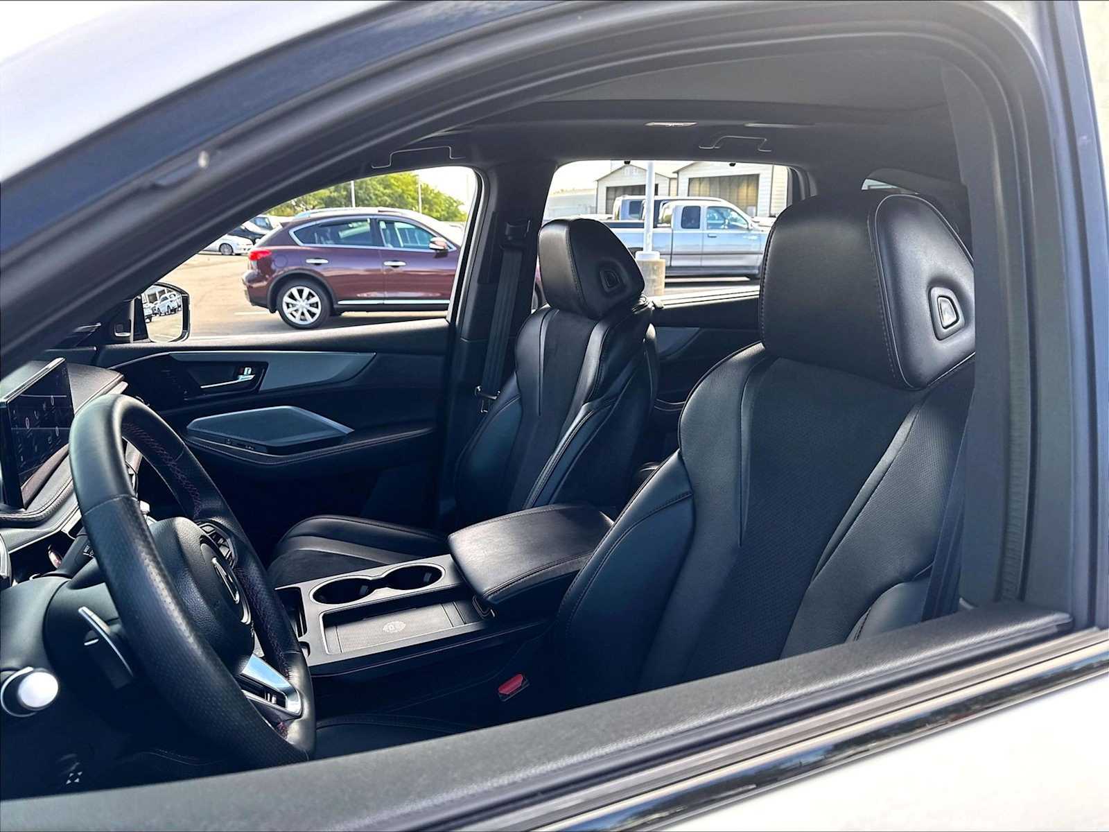 2025 Acura MDX A-Spec Package - Photo 25
