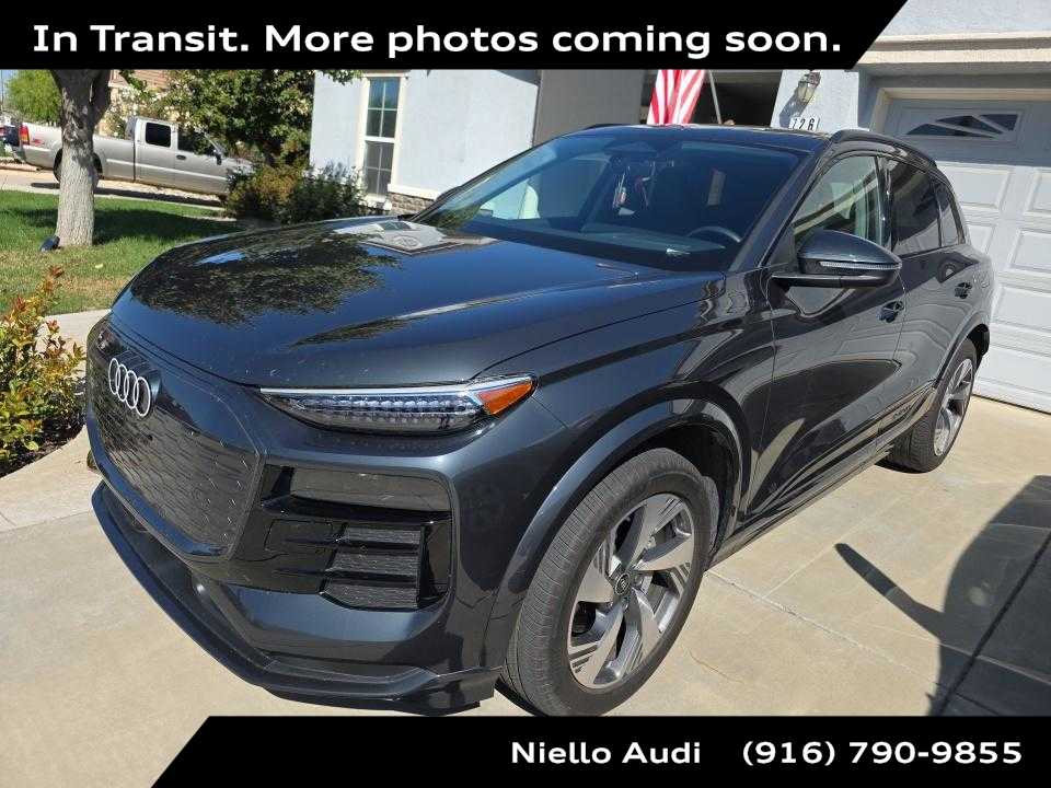  Audi Q6 e-tron
