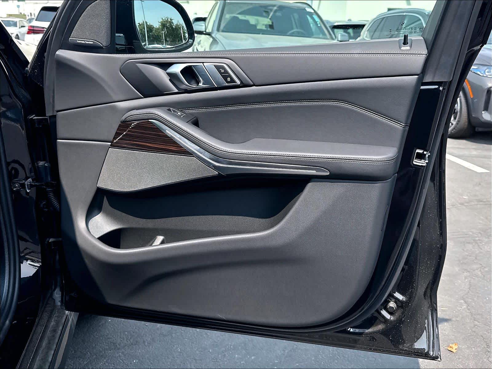 2026 BMW X5 40i - Photo 31
