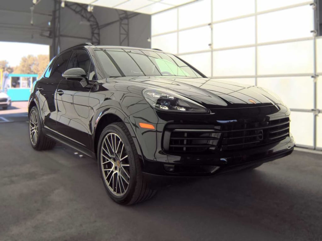 Used 2023 Porsche Cayenne Platinum Edition AWD