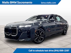 2026 BMW 750e xDrive Plug-In Hybrid