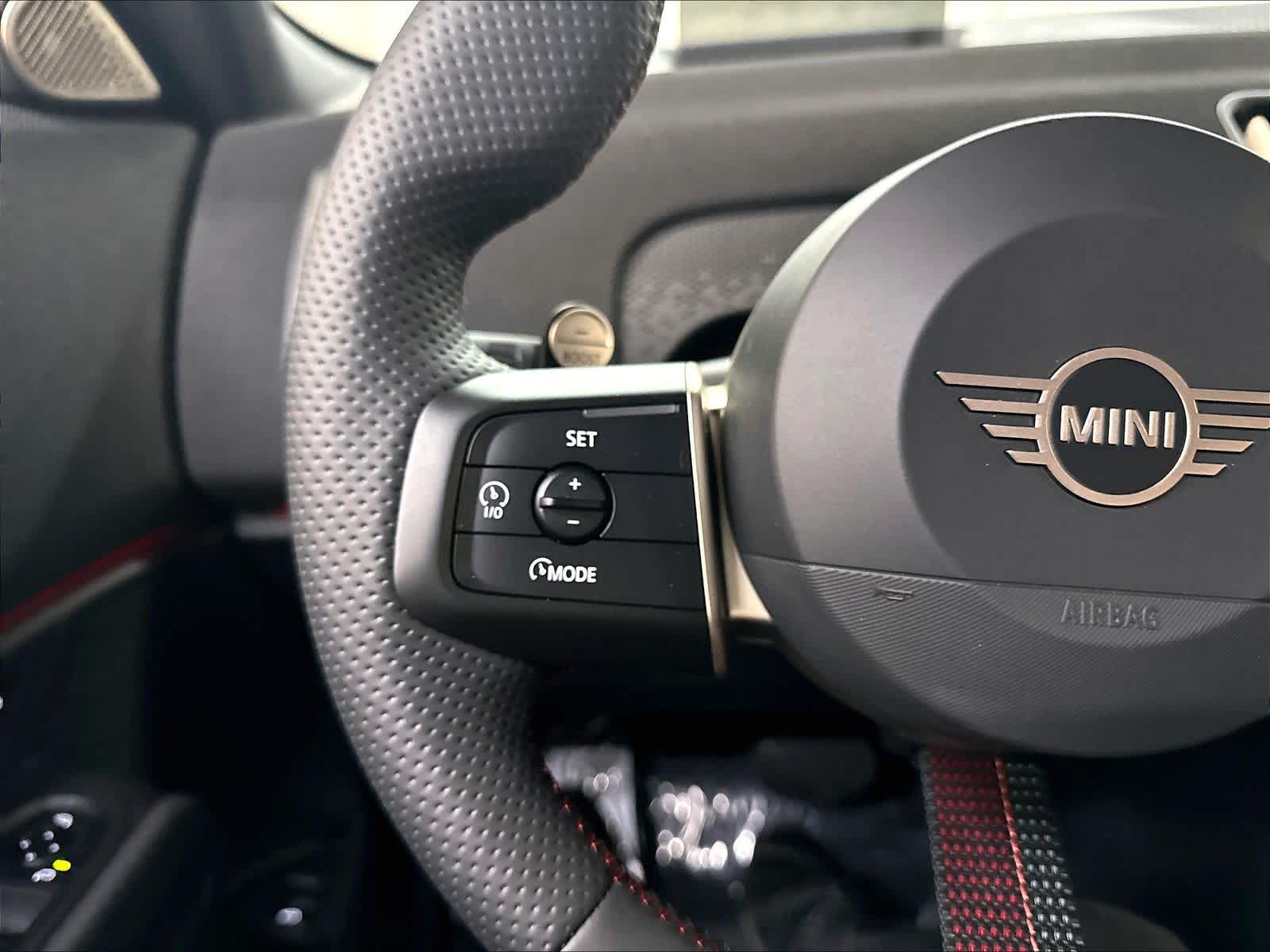 2026 MINI Countryman S - Photo 17