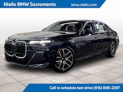 2026 BMW 750e xDrive Plug-In Hybrid