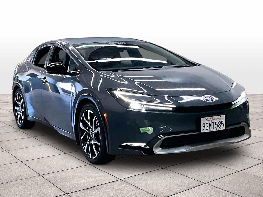 Used 2023 Toyota Prius Prime XSE (Natl)