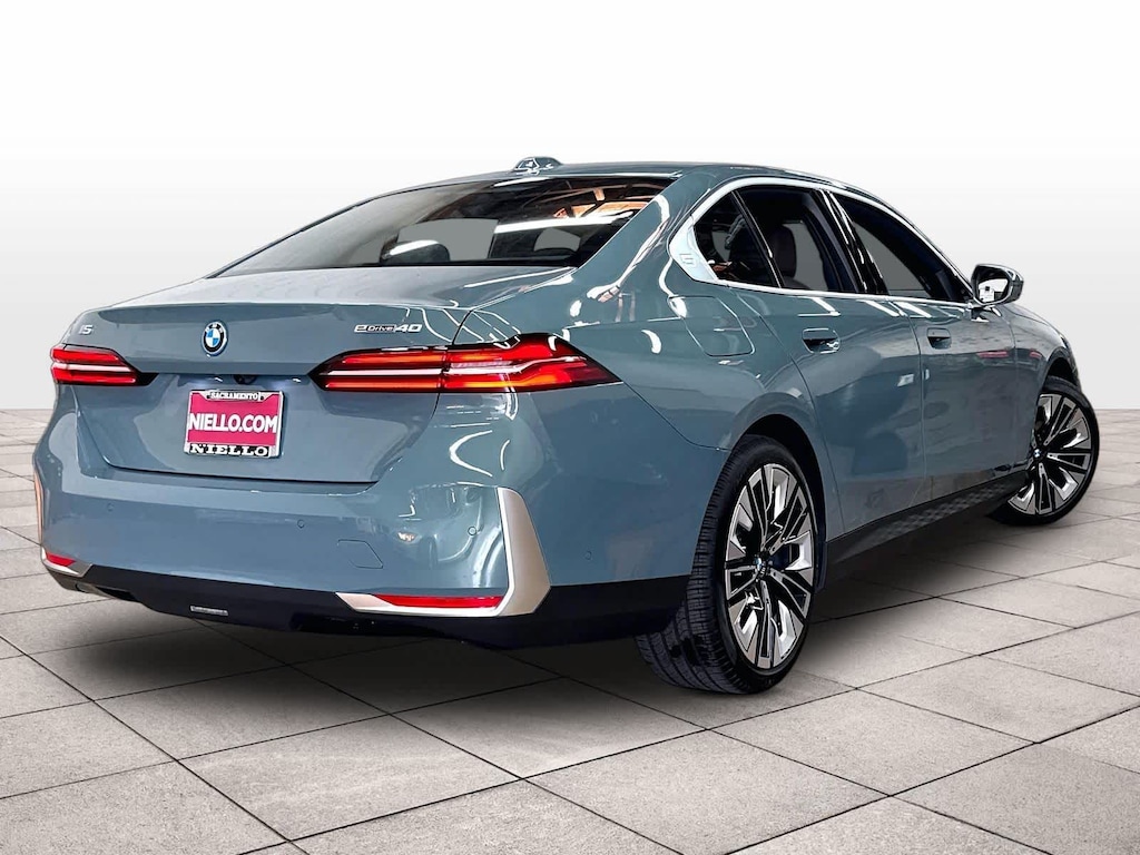 New 2027 BMW i5 eDrive40 Sedan