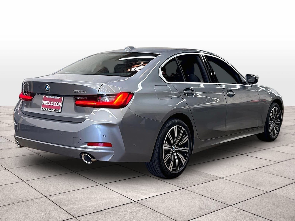 New 2026 BMW 330i 330i Sedan