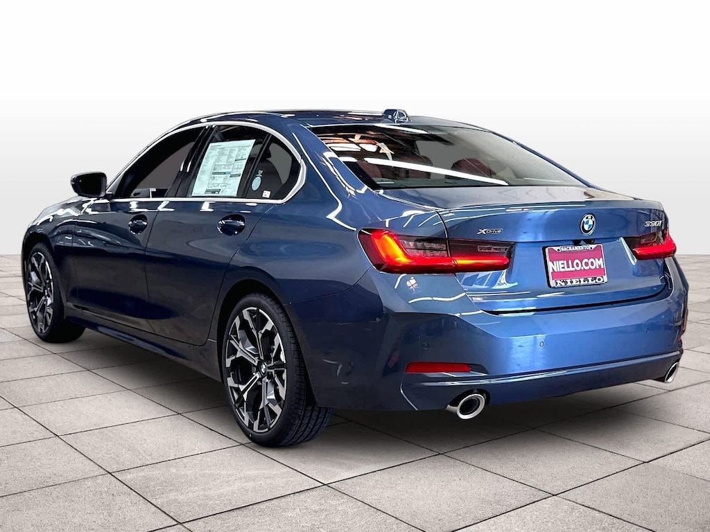 New 2026 BMW 330i xDrive Sedan