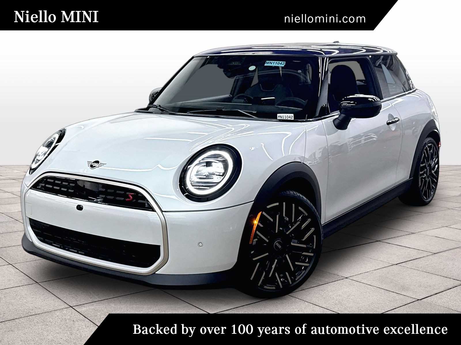 2026 MINI 2 Door Iconic FWD