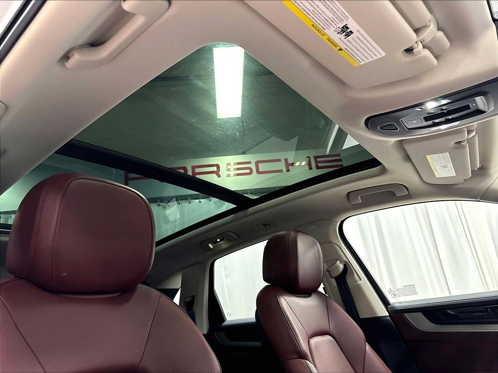 2026 Porsche Cayenne S - Photo 26