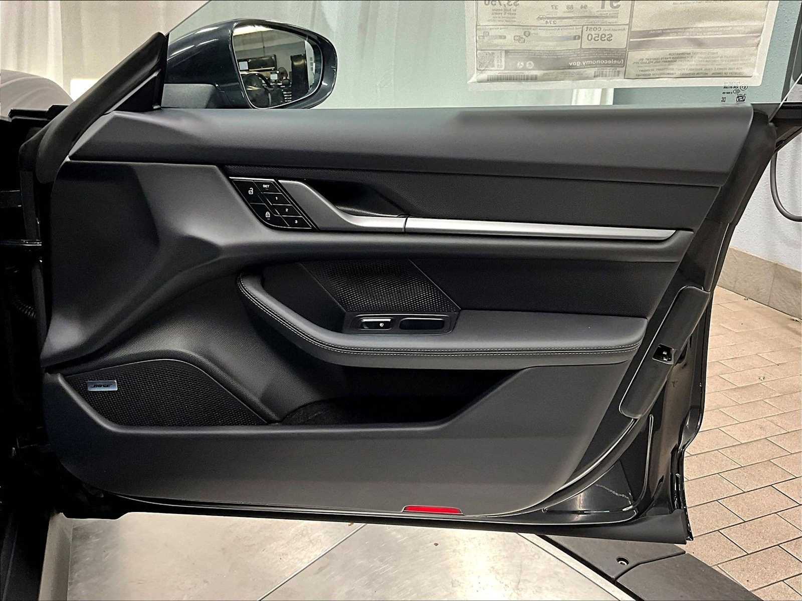 2026 Porsche Taycan Base - Photo 26