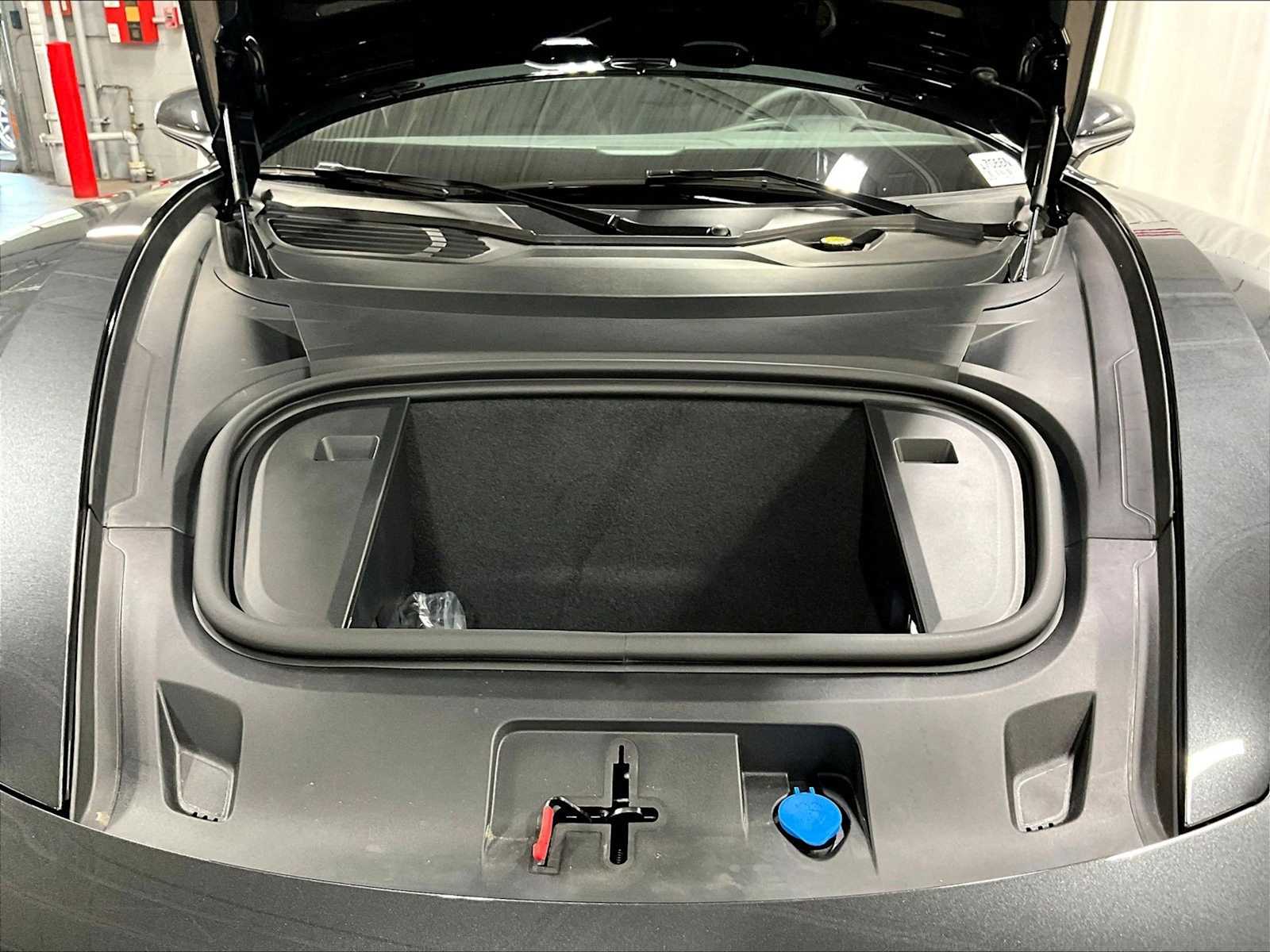 2026 Porsche Taycan Base - Photo 34