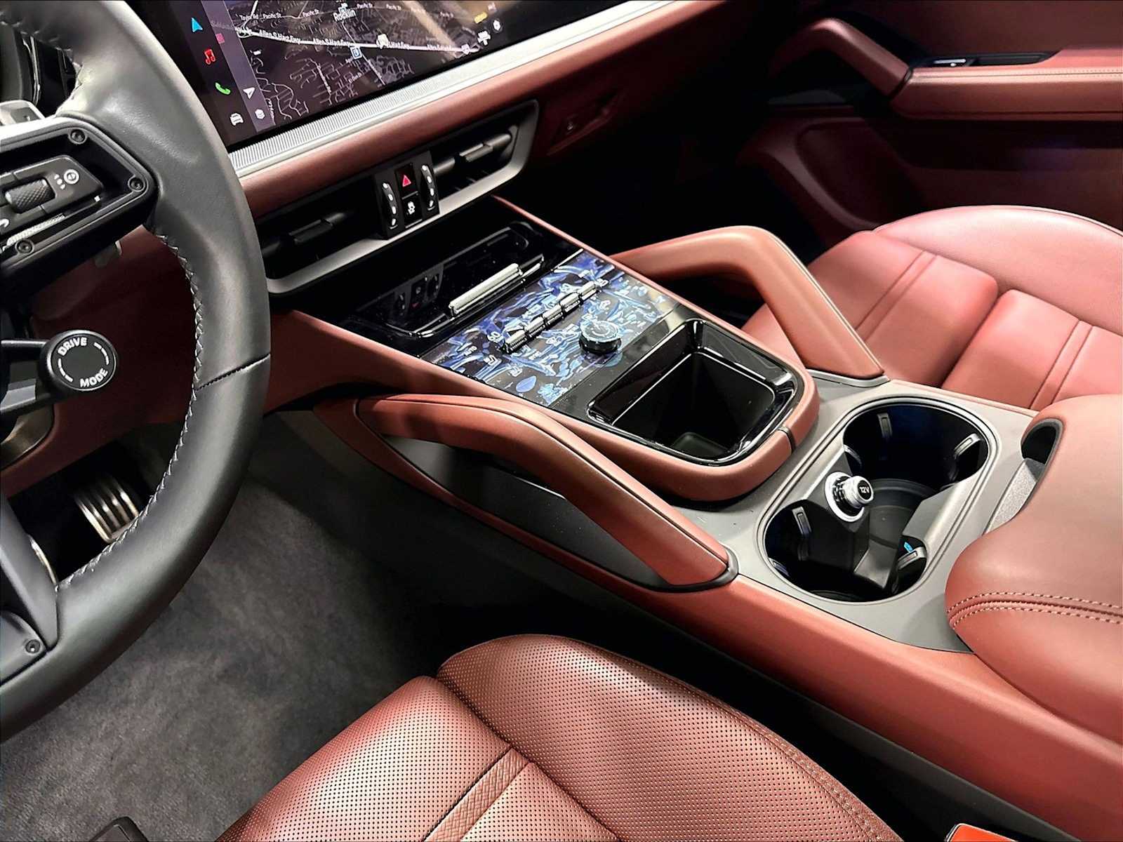 2026 Porsche Cayenne S - Photo 17