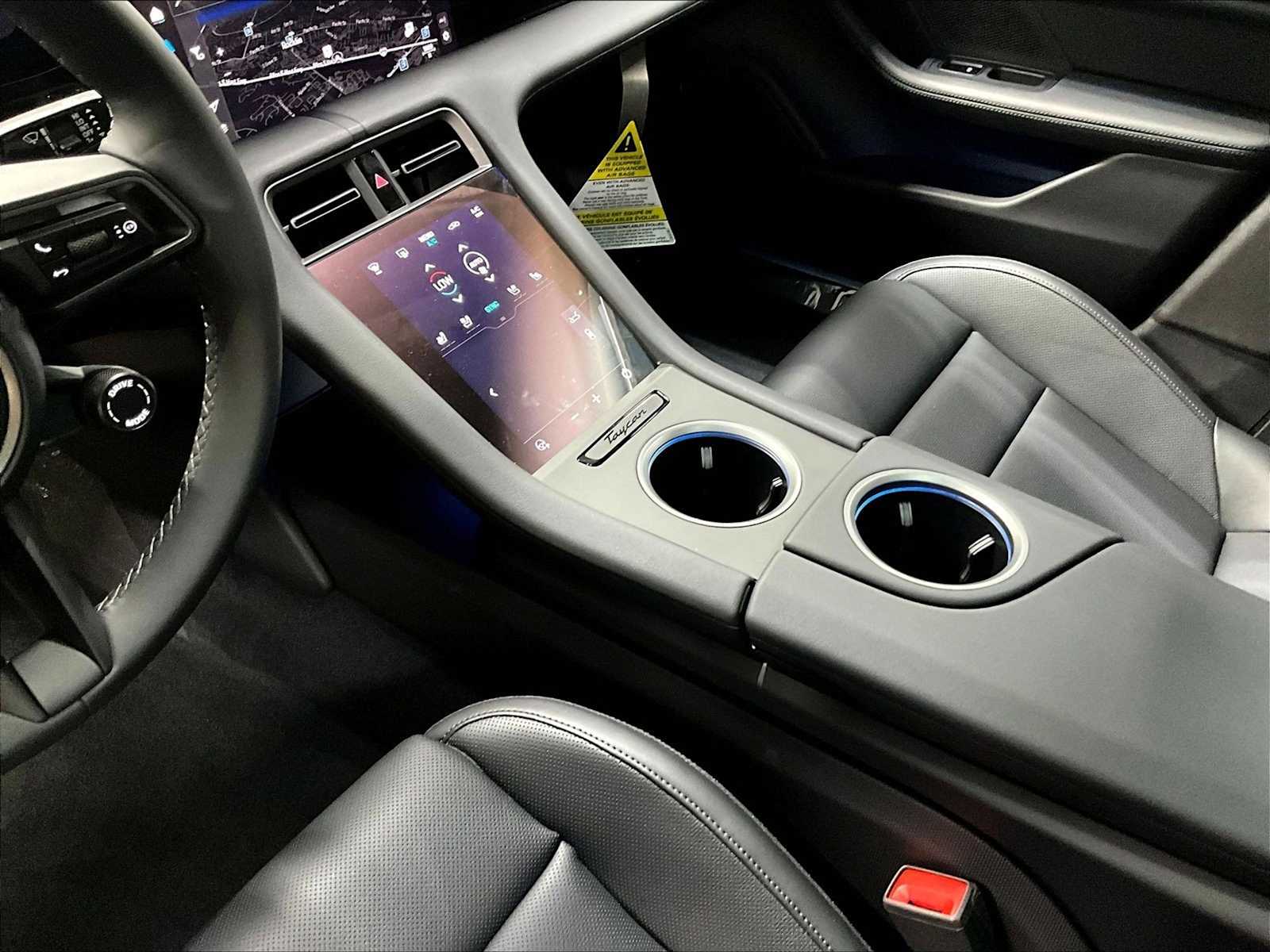 2026 Porsche Taycan Base - Photo 17