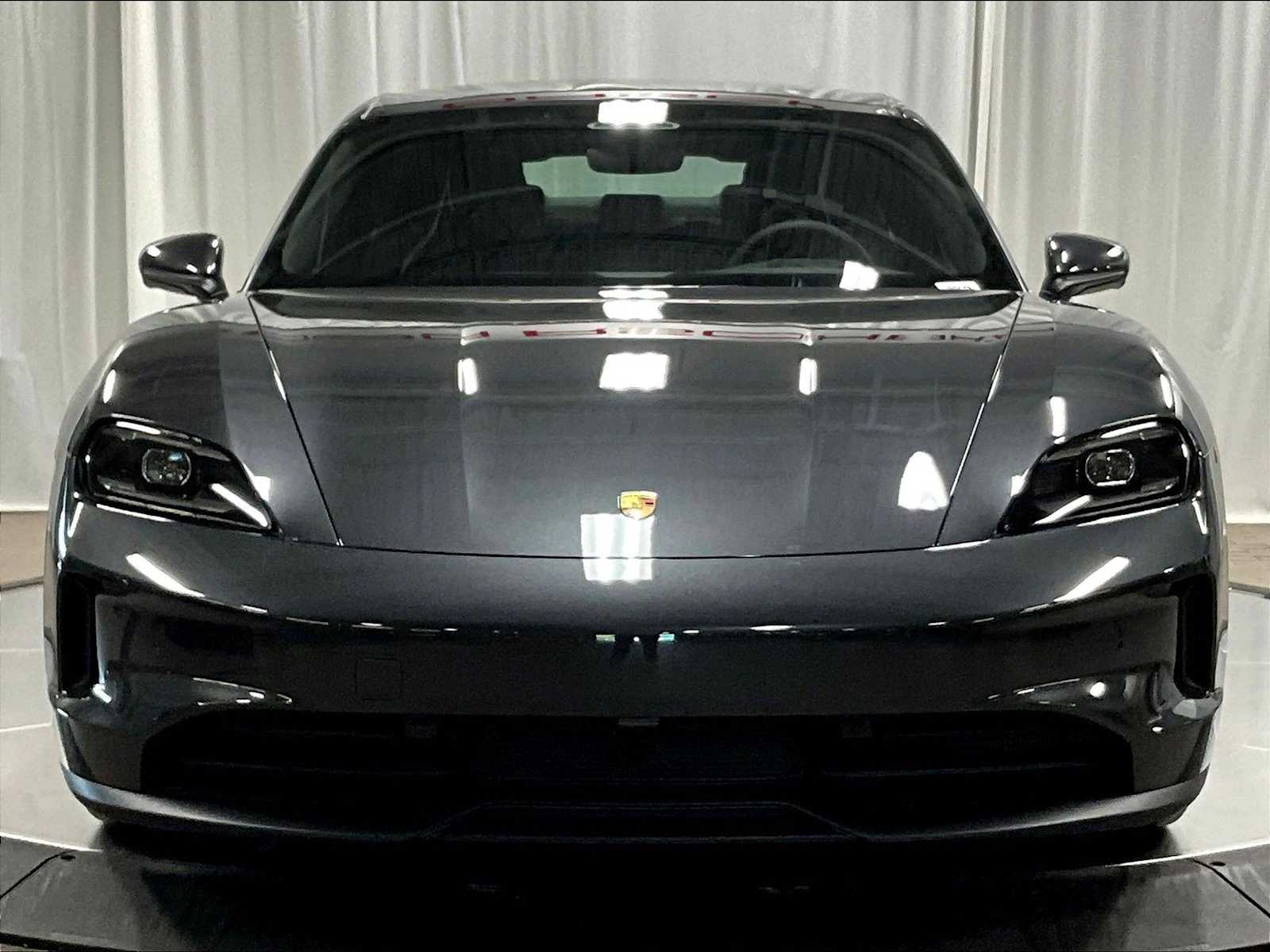 2026 Porsche Taycan Base - Photo 10