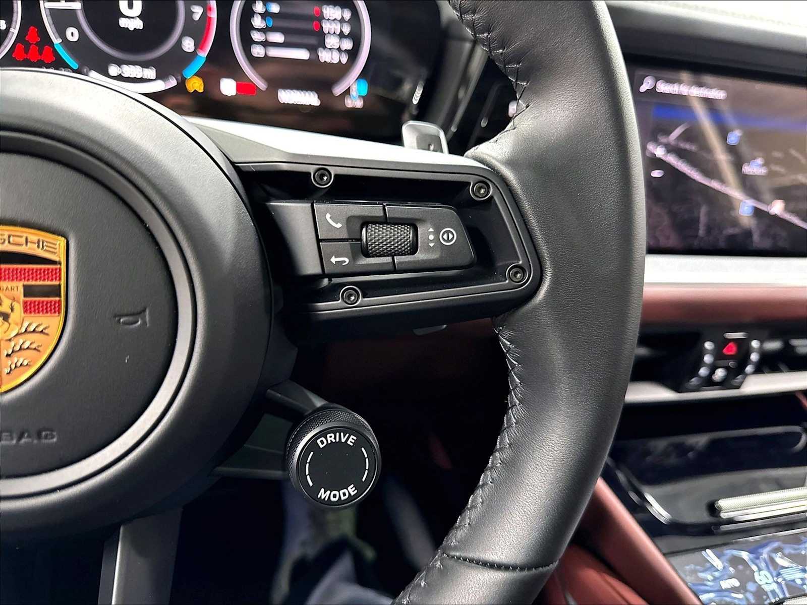 2026 Porsche Cayenne S - Photo 20