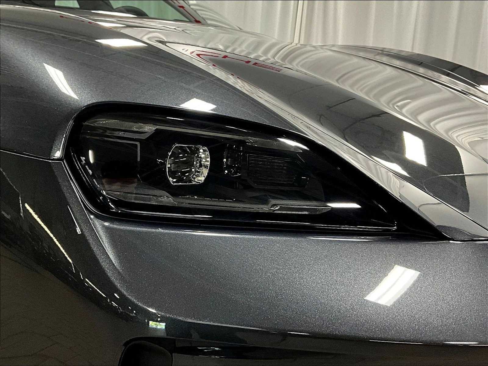 2026 Porsche Taycan Base - Photo 12